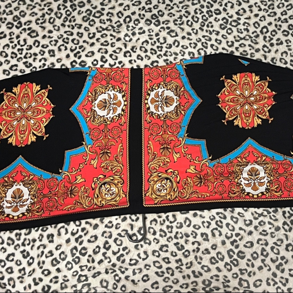Signature by Robbie Bee Coral and Black Handkerchief Hem Dress - Picture 4 of 6